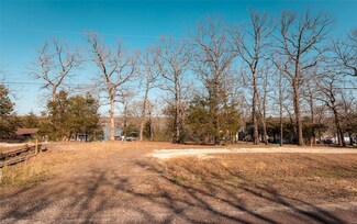 612 Lakeshore Dr, Cuba, MO 65453