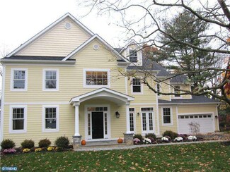 10 Evans Dr, Cranbury, NJ 08512