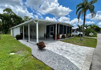 51 MacUro Ct, Fort Myers, FL 33908