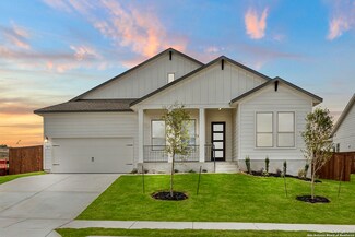 2843 Reeves Ln, Schertz, TX 78108