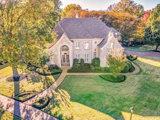 1887 Almadale Lake Dr, Collierville, TN 38017