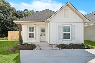 71588 Spike Dr, Madisonville, LA 70447