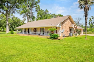 117 Bernes St, Marksville, LA 71351