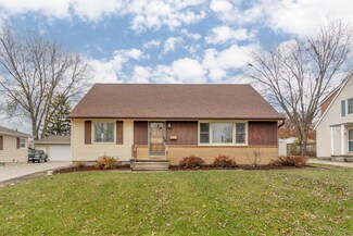 231 Auburn St, Waterloo, IA 50701