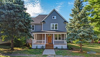 104 W Mckinley St, Harvard, IL 60033