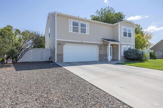 286 S Allie Ave, Kuna, ID 83634