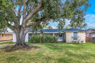 417 E Claude St, Lake Charles, LA 70605
