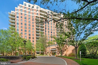 11700 Old Georgetown Rd Unit 1104, Rockville, MD 20852