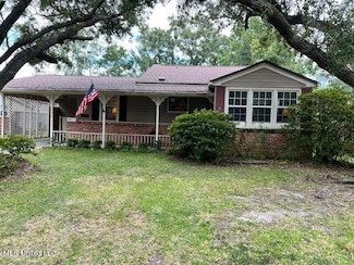 2211 Fulton Ave, Pascagoula, MS 39567