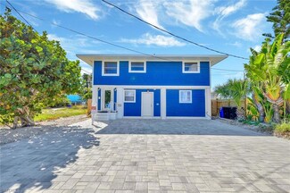135 Mango St, Fort Myers Beach, FL 33931