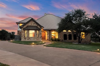 201 N Canyonwood Dr, Dripping Springs, TX 78620