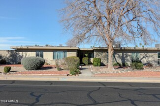 10872 W Thunderbird Blvd, Sun City, AZ 85351