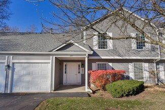 97 Midhurst Ct Unit 202, Naperville, IL 60565