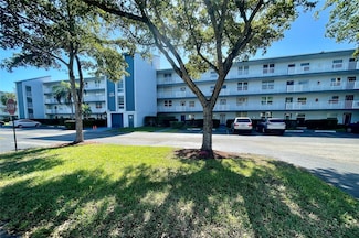 7640 NW 18th St Unit 401, Margate, FL 33063