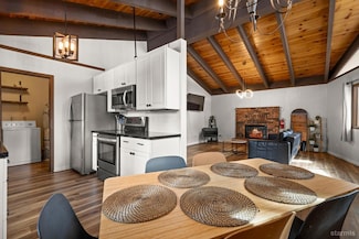 1431 Vanderhoof Rd, South Lake Tahoe, CA 96150