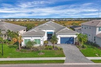 8276 Redonda Loop, Lakewood Ranch, FL 34202