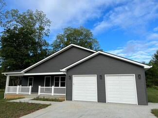 15 Blackwell Ln, Springville, IN 47462