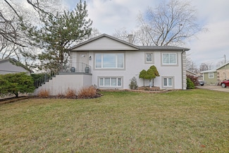 9824 Normandy Ave, Oak Lawn, IL 60453