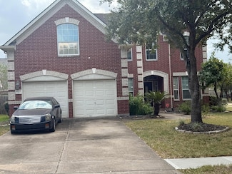 4802 Zachary Ln, Sugar Land, TX 77479