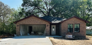 1001 S Gore St, Muldrow, OK 74948
