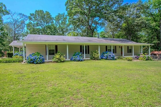 1611 River Ridge Rd, Benton, AR 72019