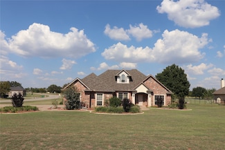 2300 E Emerald Bend Ct, Granbury, TX 76049