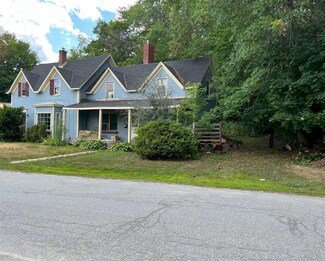 12 Alder St, Skowhegan, ME 04976
