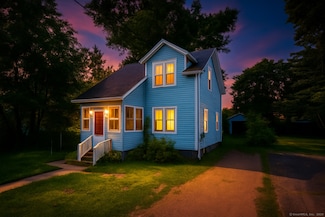 49 Richard St, West Hartford, CT 06119