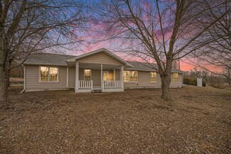 87679 County Road 668, Decatur, MI 49045
