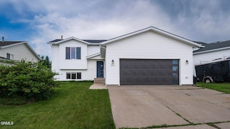 4405 34th Ave NW, Mandan, ND 58554