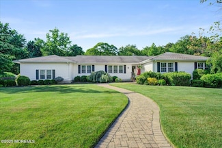21 Northwoods Rd, Ocean, NJ 07712