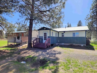 39024 Petrie Ln E, Davenport, WA 99122