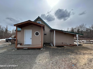 23770 S Trapline Rd, Trapper Creek, AK 99683