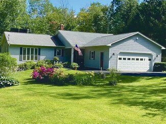 58 Palmer Rd, Skowhegan, ME 04976