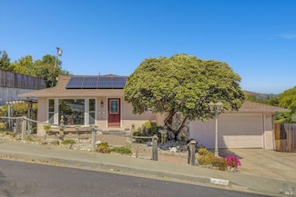439 La Cresta Dr, Vacaville, CA 95688