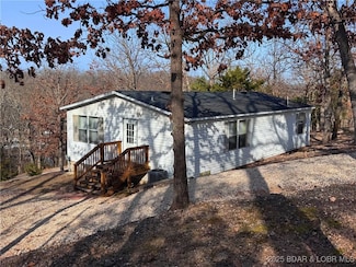 1401 Chimney Point, Sunrise Beach, MO 65079