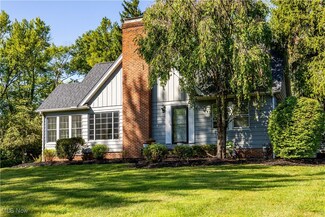 6728 Columbia Rd, Olmsted Township, OH 44138