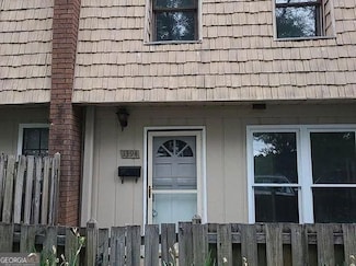 1394 Wood Cir S, Morrow, GA 30260