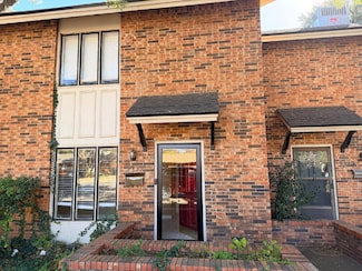 2327 33rd St, Lubbock, TX 79411