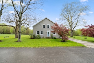 8460 Orr Rd, Girard, PA 16417