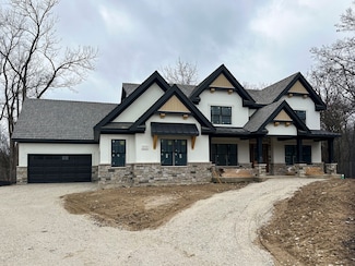 213 Northampton Ln, Lincolnshire, IL 60069