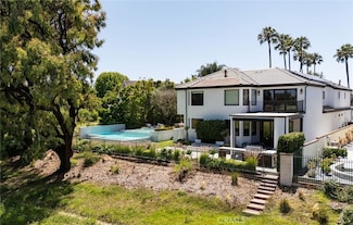 19476 Woodlands Dr, Huntington Beach, CA 92648
