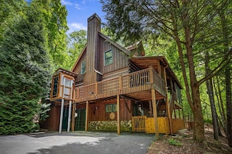 143 Kaely Dr, Mineral Bluff, GA 30559