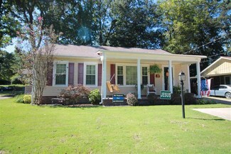 633 Roper Dr, Covington, TN 38019
