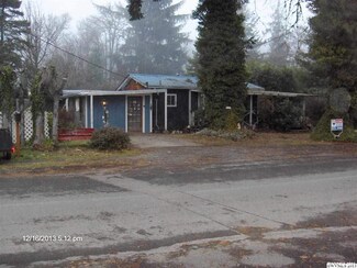 1165 SW Spring St, Mill City, OR 97360