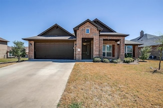 1023 Saint Andrews Dr, Burleson, TX 76028