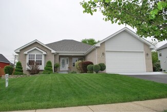 225 Westgate Dr, Peotone, IL 60468