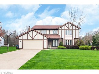 6670 Strathmore Dr, Cleveland, OH 44125