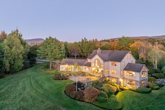 418 Elmore Mountain Rd, Stowe, VT 05661