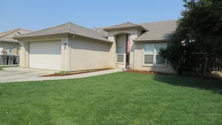 752 S Kenneth Ave, Kerman, CA 93630
